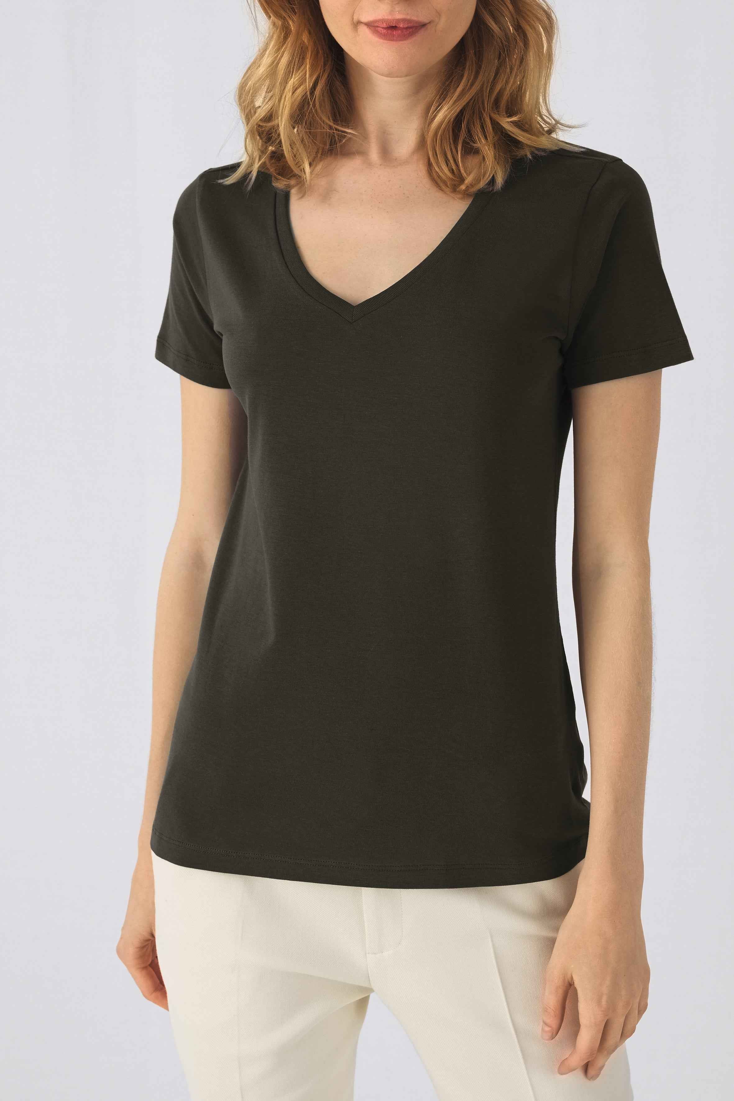 B&C Ladies Organic Inspire V-Neck T-Shirt