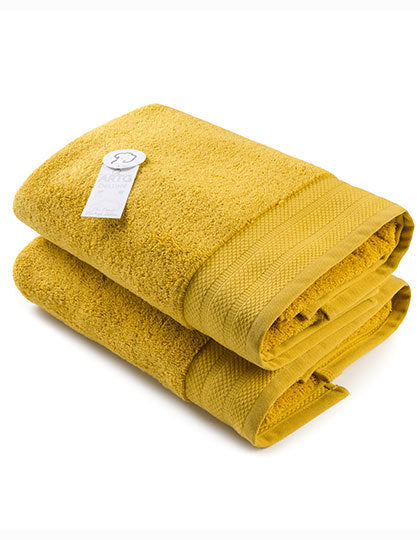 ARTG Deluxe Bath Towel.
