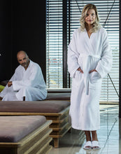 Load image into Gallery viewer, Jassz Constance Waffle Pique Bath Robe
