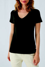 Load image into Gallery viewer, B&amp;C Ladies Organic Inspire V-Neck T-Shirt
